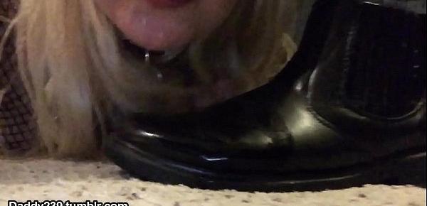  BC cleans Masters boots with her tongue